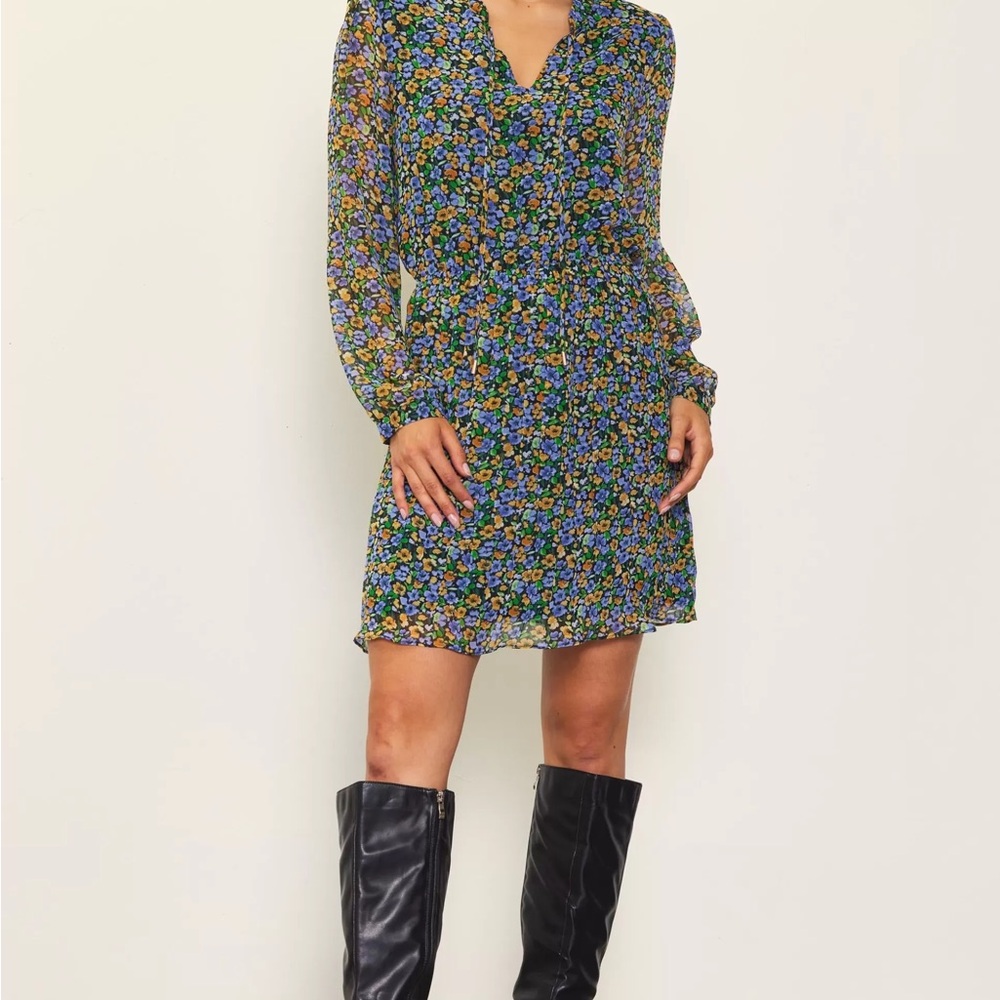 NWOT Skies Are Blue Floral Print Long Sleeve Dress